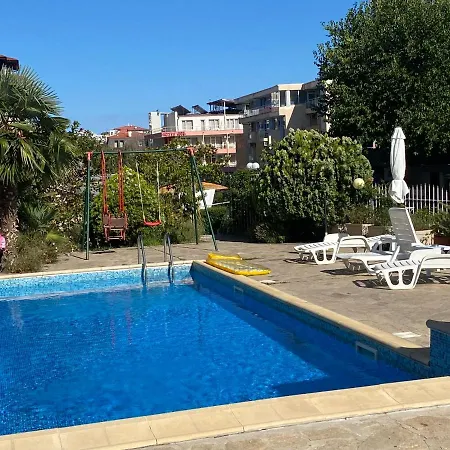 Apartment Sea View 11 *